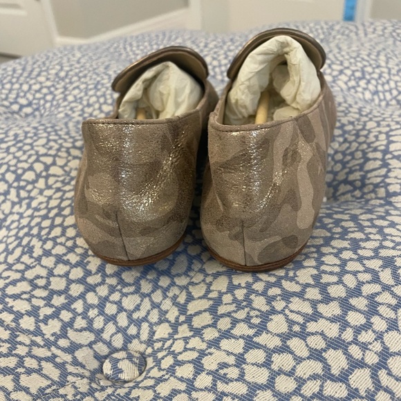 Etienne Aigner metallic flats - Picture 3 of 4